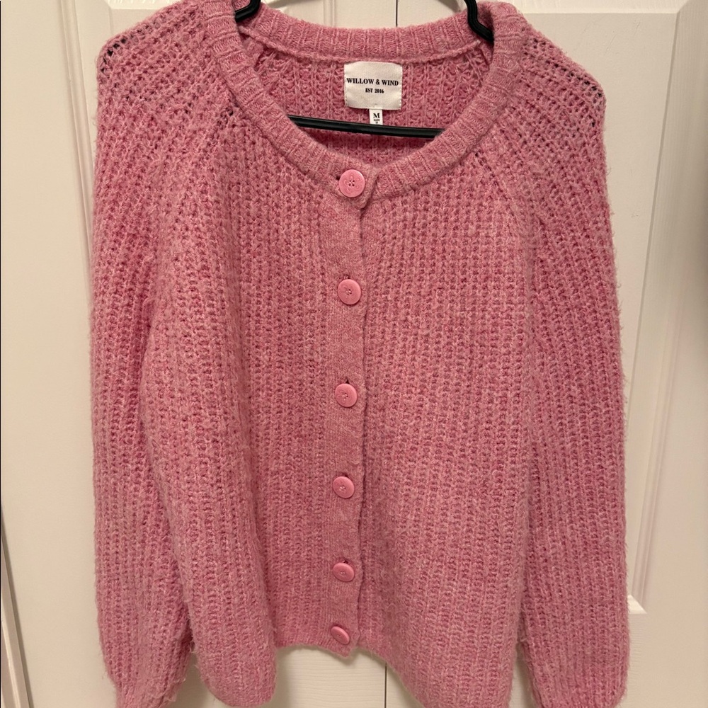 Oversized cardigan in pretty pink